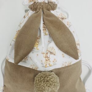 Bolsa artesanal infantil con diseño de conejito
